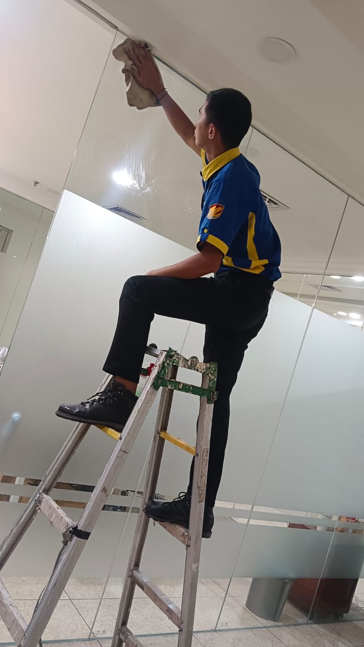 Peralatan cleaning service