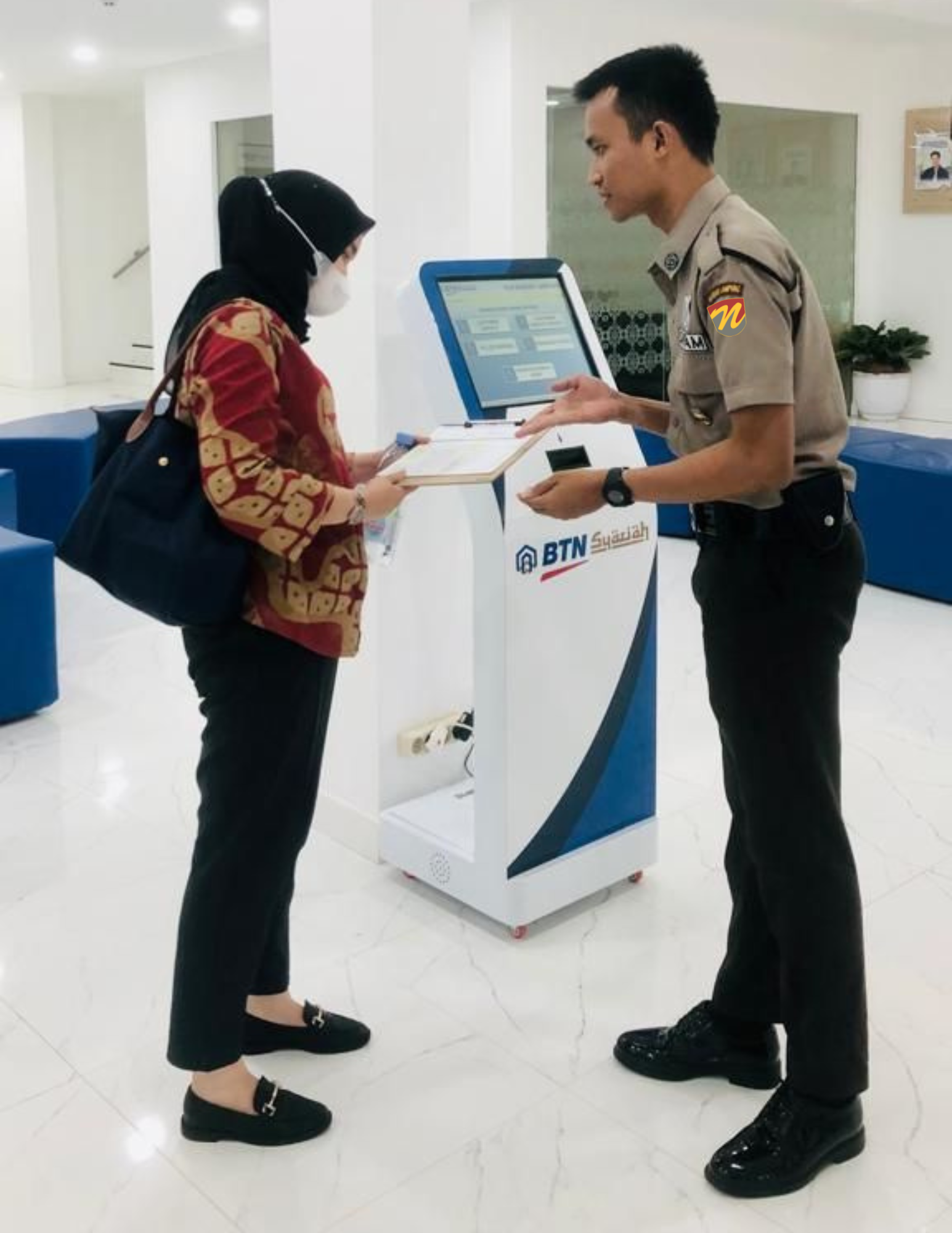 Contoh layanan security